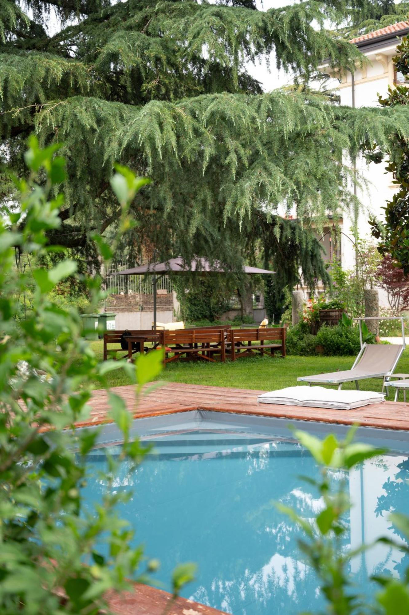 Il Bozzolo Eco Boutique Apartments Валеджо-суль-Минчо Экстерьер фото