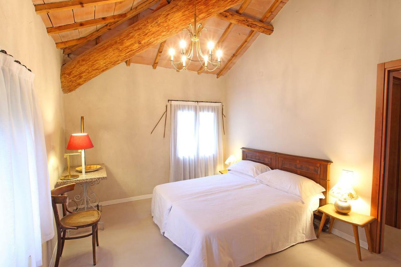 Il Bozzolo Eco Boutique Apartments Валеджо-суль-Минчо Экстерьер фото